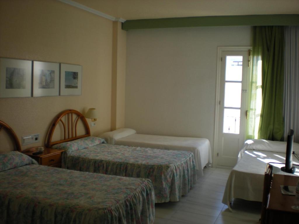 Hotel Terraza Carmona Вера Номер фото